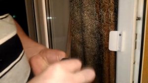 Как за 2 минуты поменять ручку на двери балкона