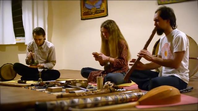 "Two trees" in Simferopol. part 1 / "Два дерева" в Симферополе. часть 1 смотреть онлайн