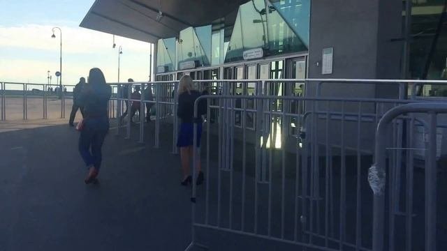 Станция метро Новокрестовская