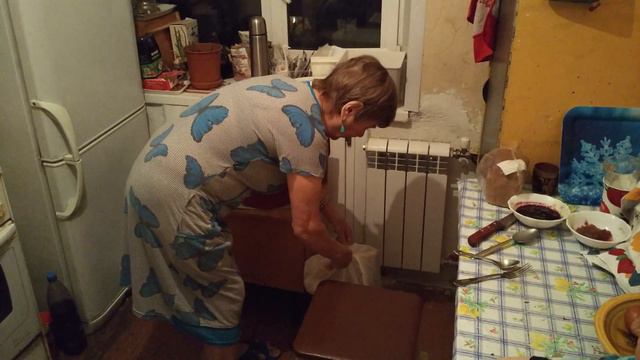 Аня рассказывает что такое  ВКонтакте смотреть онлайн