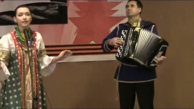 Поет Юлия Януш.Mpg