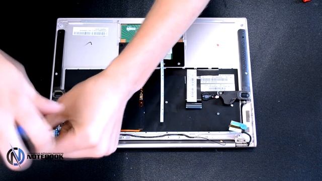 ASUS ZENBOOK UX31A - Disassembly and cleaning смотреть онлайн