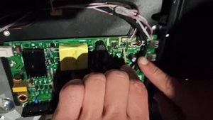 Bravis led32d2000 Ремонт подсветки
