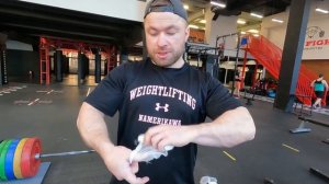 КАКОЙ САМЫЙ СИЛЬНЫЙ хват  В СТАНОВОЙ ТЯГЕ  - ЗА 200 КГ