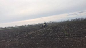 Внесение почвенного гербицида «Трефлан»