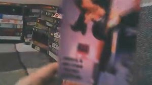 Слава показывает обзор на коллекцию пиратских кассет VHS (часть 3)