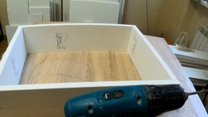 мебель в детскую своими руками. письменный стол и шкаф. Мебель из ДСП своими руками.