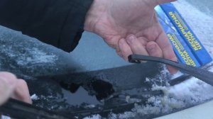 Как грамотно поменять дворники (щётки стеклоочистителя) на автомобиле