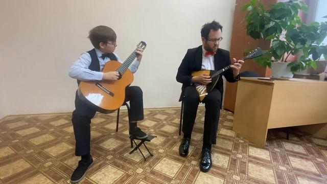 Н.Фрадкин  "На тот большак"  Ярошинский Никита (гитара), Ященко И.Д.,  (балалайка)