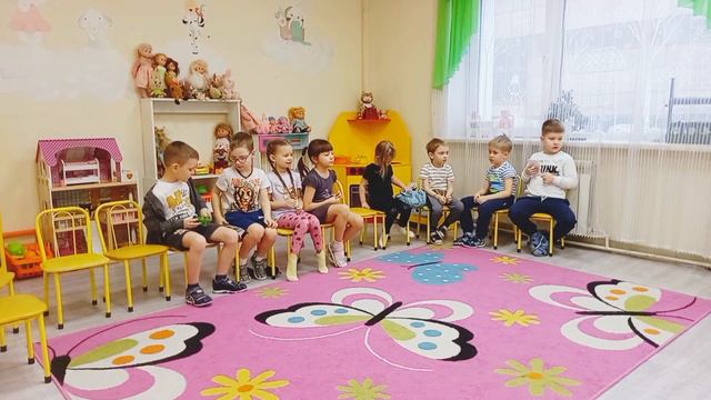 Молодёжная (старшая группа). Музыка