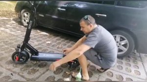 Залил антипрокол в шины самоката.