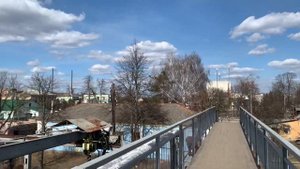 Мост через железную дорогу…