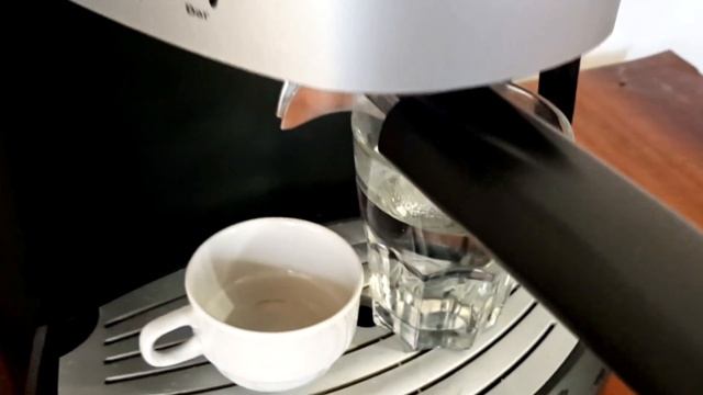 Saeco Nina Plus Bar - Espresso  Americano  Cappuccino обзор rewiev