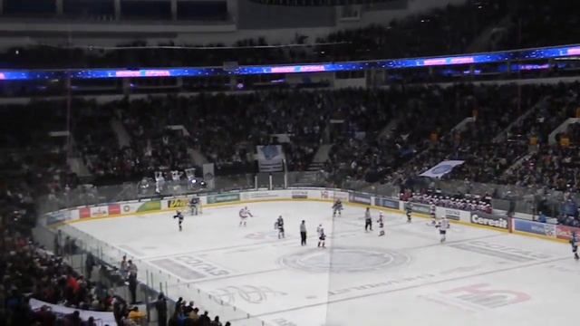 Волна на Минск-Арене (HC Dinamo-Minsk; KHL 10/11) смотреть онлайн
