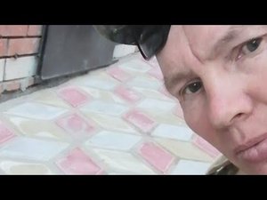 Закончил класть Брусчатку в форме ромба.