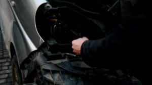 Как Снять Бампер и Фару Renault Trafic
