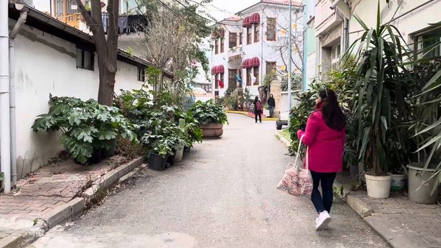 My Lifeline, My Queen! Good as Gold! смотреть онлайн