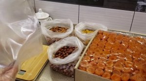 Обзор вакууматора от компании Kitfort, модель КТ-1503-3 вакуумируем орехи!