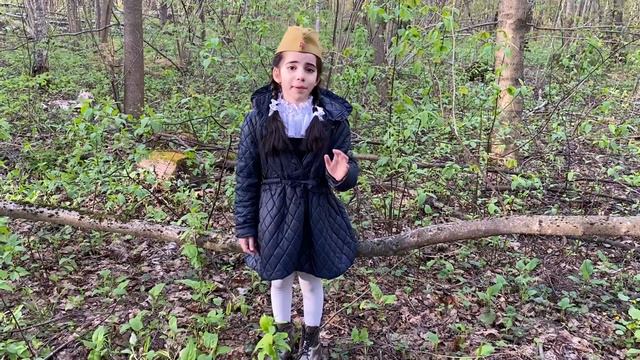 Марьяна Тоноян 7 лет - «Мы родились когда все было в прошлом…» (автор: Наталия Ильясова) смотреть онлайн