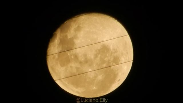 Nikon P500 - Lua Cheia Março (2022/03/19) смотреть онлайн