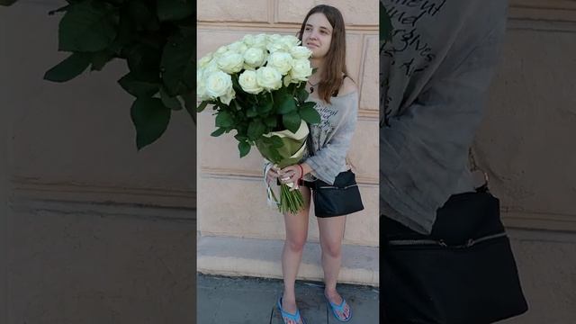 РОЗЫ АВАЛАНЧ - БУКЕТ БЕЛЫХ РОЗ - ДОСТАВКА ЦВЕТОВ ДНЕПР смотреть онлайн