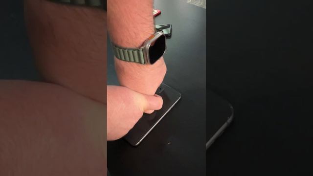 Ломаем iPhone, а он не ломается смотреть онлайн