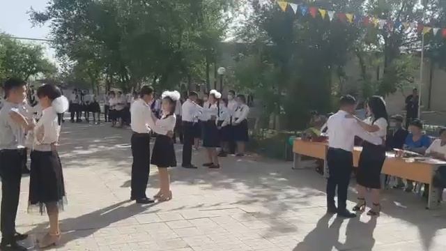 Выпусникы 2021|Вальс 25 май| 25 май|Graduete 2021| смотреть онлайн