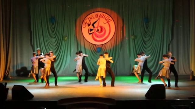 Когда погаснут в доме огни. Променад 2015 смотреть онлайн