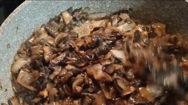 Грибной паштет из шампиньонов или вёшенок. Нежный и вкусный. смотреть онлайн