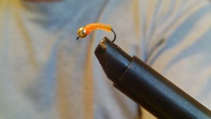 Мушка на хариуса из силиконовой нити