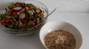 ЛЕГКИЙ ОВОЩНОЙ САЛАТ С ОРЕХОВОЙ ЗАПРАВКОЙ