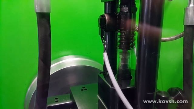 Проверка неисправной электромеханической насос-форсунки Bosch на стенде Dorpat смотреть онлайн