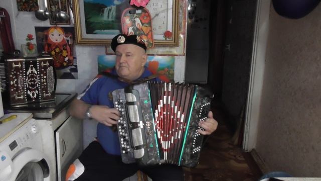 00292челов ураган песня из к\ф был месяц май\баян глыба и иногда кидание остр кух ножа удачи смотреть онлайн