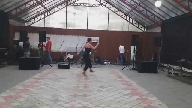 Женя Соло вид сзади смотреть онлайн