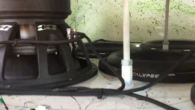 Восемь сабвуферов! 50 килоВатт - это не шутка смотреть онлайн