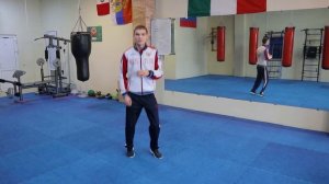 Сайдстеп, Sidestep, шаг в сторону с ударом