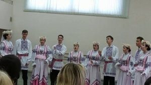 Под дубом !!! Александр Сенюта и его группа в Колледже. !!!