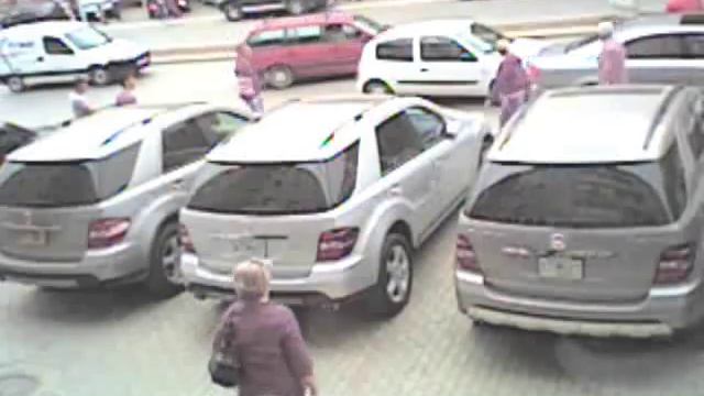 Aksident Audi A8 me Renault смотреть онлайн