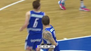 Austin Burgetts no look-passning till Axel Nordström