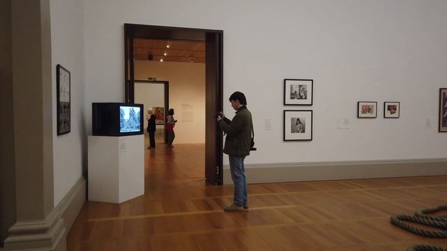 Going to London with a digital camera from 2003