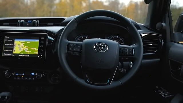 अब Isuzu D-max भी Discontinue न हो जाए इस Fortuner Truck के कारण | Toyota Hilux India Launch Detail смотреть онлайн