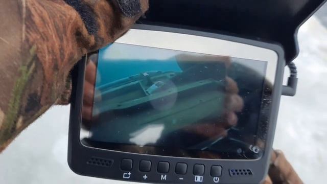 Нива провалилась под лёд. Восточное 03.01.2022 г.mp4 смотреть онлайн