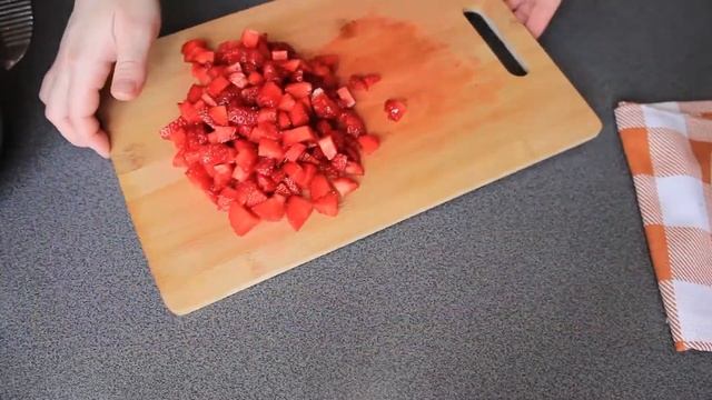 Ванильная Панакота с клубничным желе | Летний десерт в стаканчиках Панна Котта