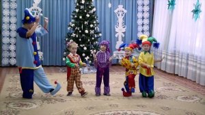 Петрушка Приходит В Детский Сад Новый Год