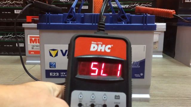 Тест на пусковой ток прибором DHC. Аккумулятор автомобильный Varta Blue dynamic 70 а/ч 12 вольт. смотреть онлайн