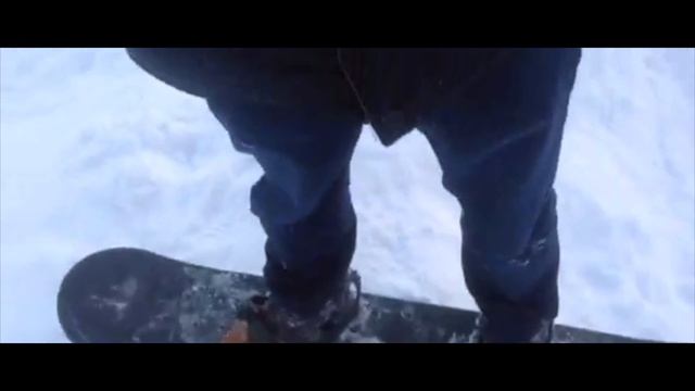 СЪЕХАВШИЙ (чувак смешно и больно падает)