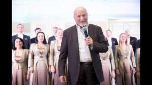 Награждение Владимира Минина премией Фонда Елены Образцовой