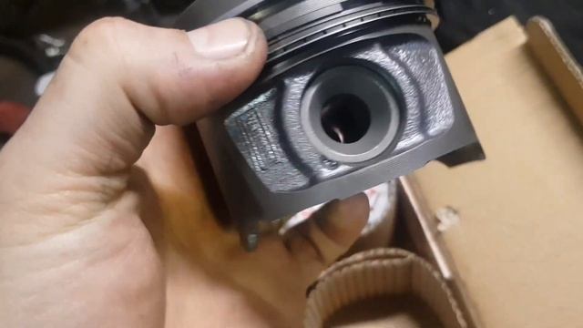 3. K9K Замена поршней. Просто сменить кольца не удалось. Встрял на замену поршневой смотреть онлайн