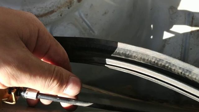 Как открыть машину если ключи остались в салоне Mazda Familia смотреть онлайн