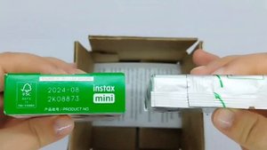 Картридж Fujifilm Instax Mini / Фотопленка инстакс мини для фотоаппаратов мгновенной печати.